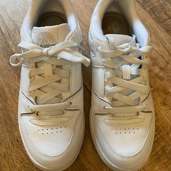 Women’s L.A. Gear Shoes - Picture 4 of 4